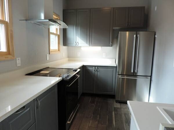 Building Photo - 442 Marshall Dr