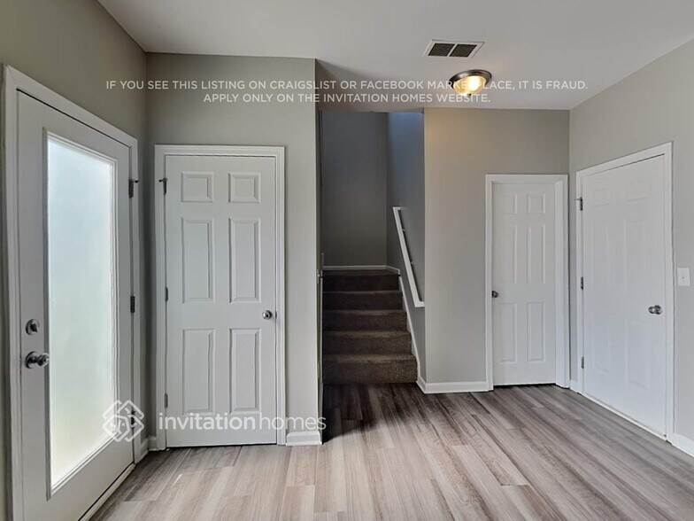 Building Photo - 516 Landis Oak Way