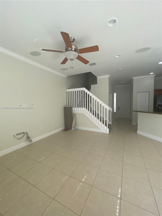 Building Photo - 4242 SW 124th Way