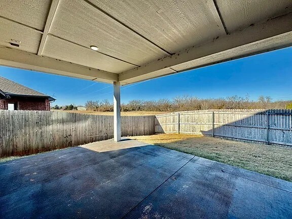 Building Photo - 17753 Walnut Creek Rd