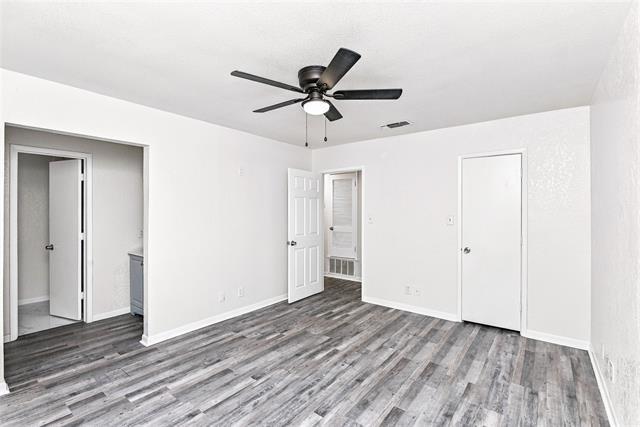 Building Photo - 308 Hickorywood St