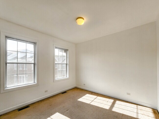 Building Photo - 1643 Church St