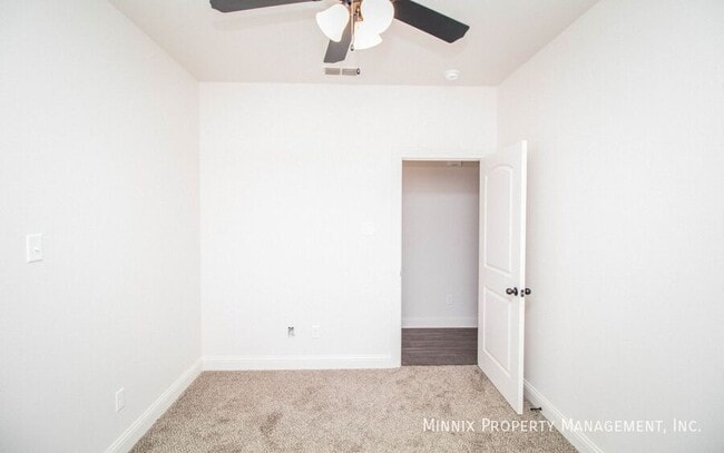 Building Photo - 1605 102nd St