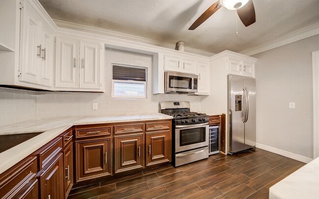 Building Photo - 3905 Billingsley St