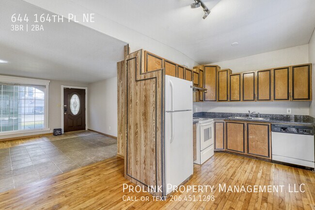 Building Photo - 644 164th Pl NE