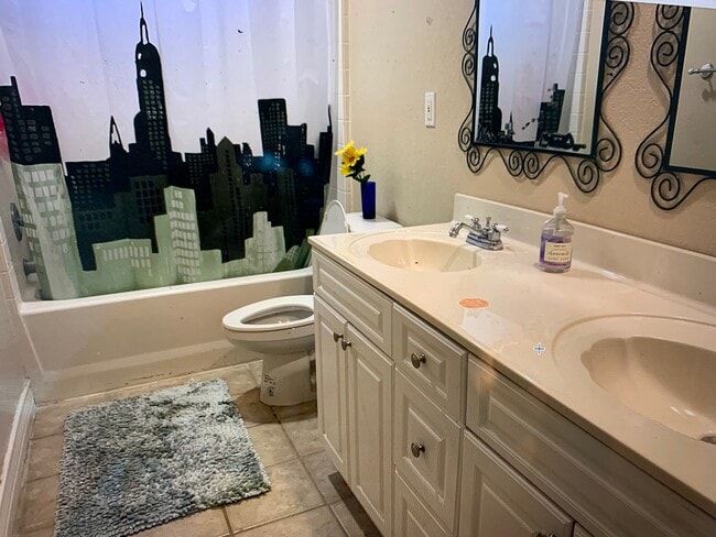 Building Photo - 23465 Via Ronda