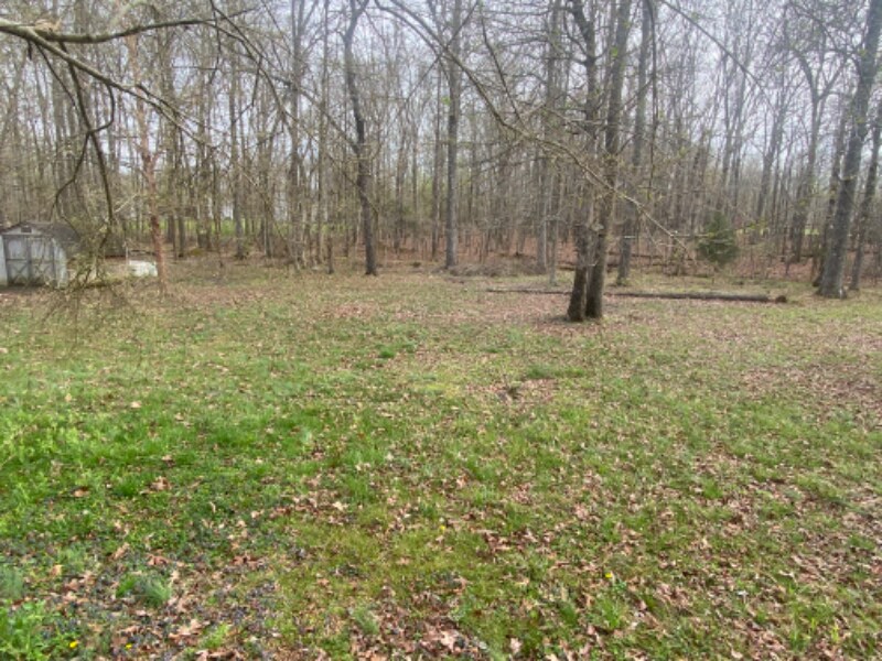 Building Photo - 133 Sharon Dr