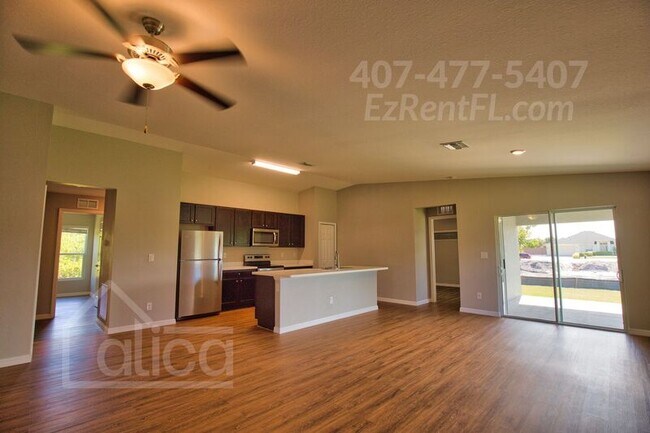 Building Photo - 2803 11th St SW