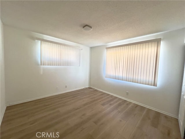 Building Photo - 1521 W Westmont Ave