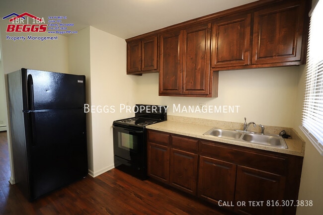 Building Photo - 237 Bonaire-