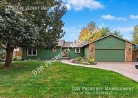 Building Photo - Spacious 4 Bed 3 Boise Home w/Attached Gar...