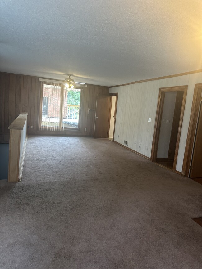 Building Photo - 114 Brookside Rd