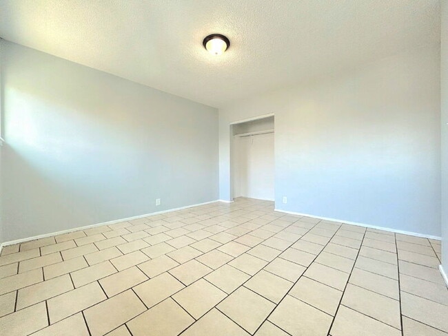 Building Photo - 8118 Stanford Ave