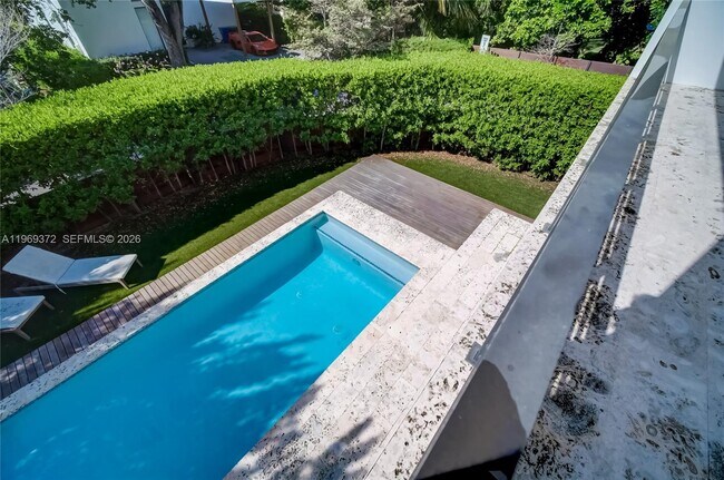 Building Photo - 8660 Arboretum Ln