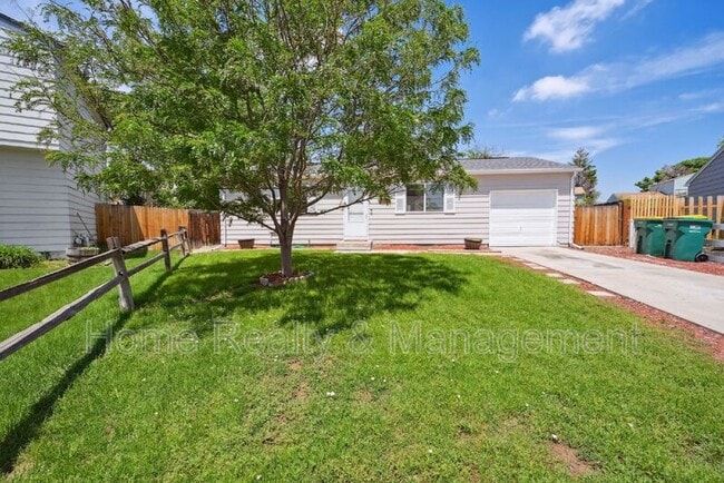 Building Photo - 10444 Hoyt Ct