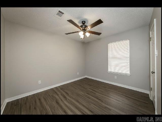 Building Photo - 21 Matthews Ln