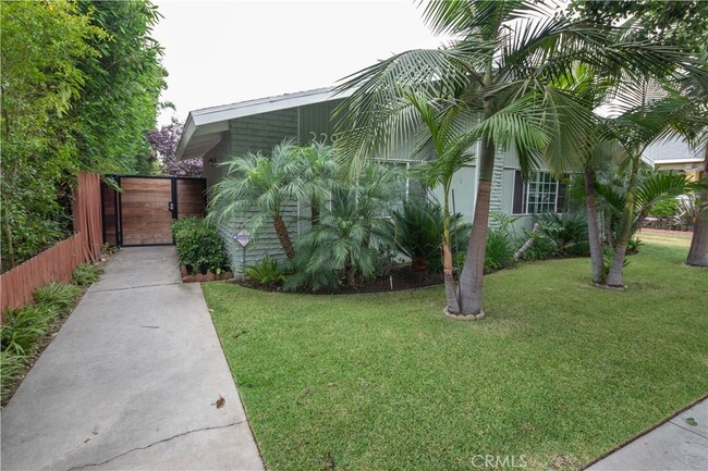 Primary Photo - 329 Orizaba Ave