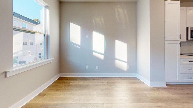 Building Photo - 4108 Salient St