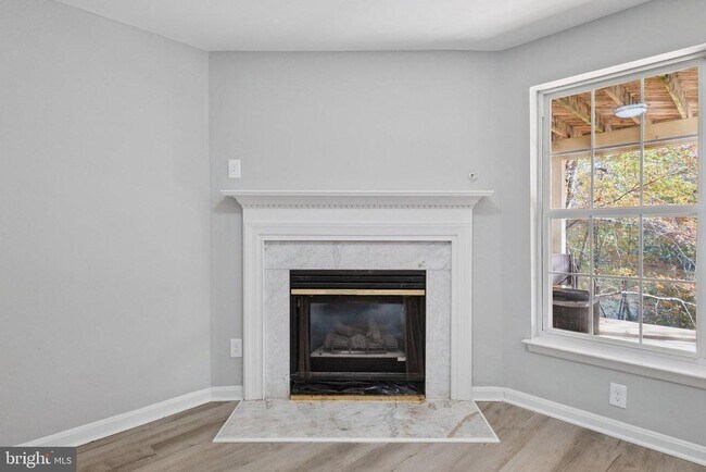 Building Photo - 4851 Ebb Tide Ct