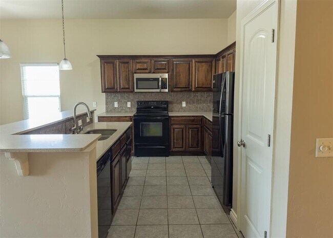 Building Photo - 2701 NW 185th St