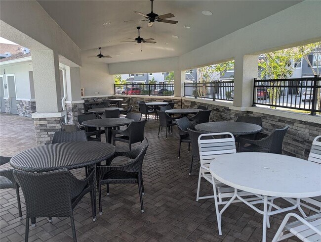 Building Photo - 2128 Midnight Pearl Dr