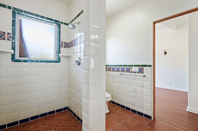 Building Photo - Montecito Property with a View and a Pool ...