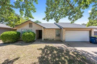 Building Photo - 9005 Curlew Dr