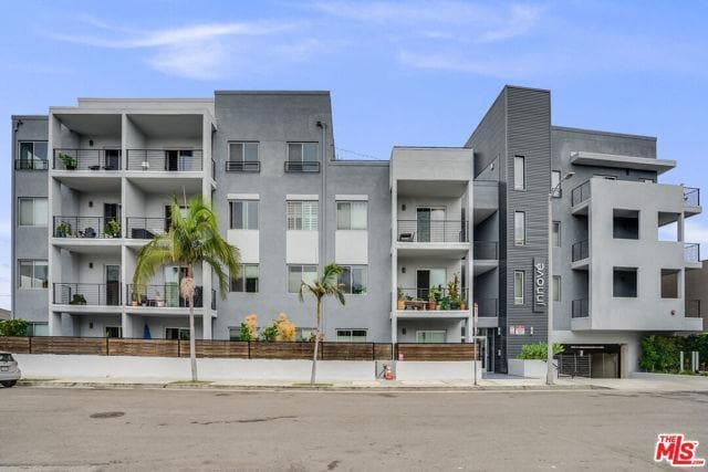 Building Photo - 13337 Beach Ave