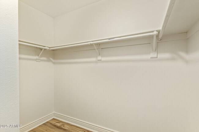 Building Photo - 3131 W Cochise Dr