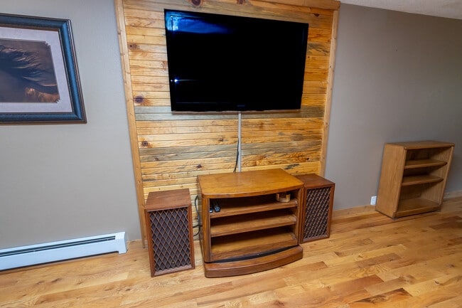 Building Photo - 10278 County Rd 8