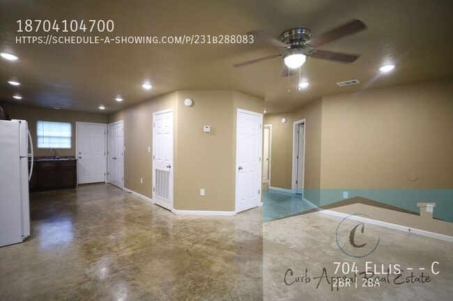 Building Photo - 704 Ellis Ave
