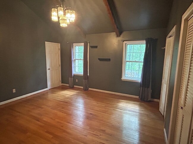 Building Photo - 5 Bed | 3.5 Bath House in Raleigh