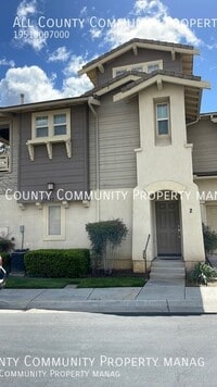 Building Photo - 24733 Ridgewalk St