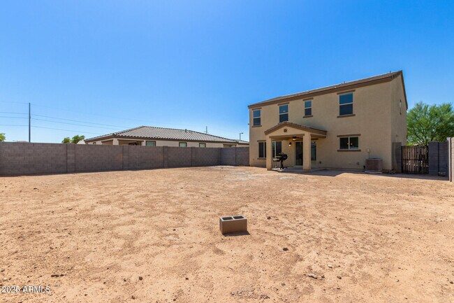 Building Photo - 25548 W Euclid Ave