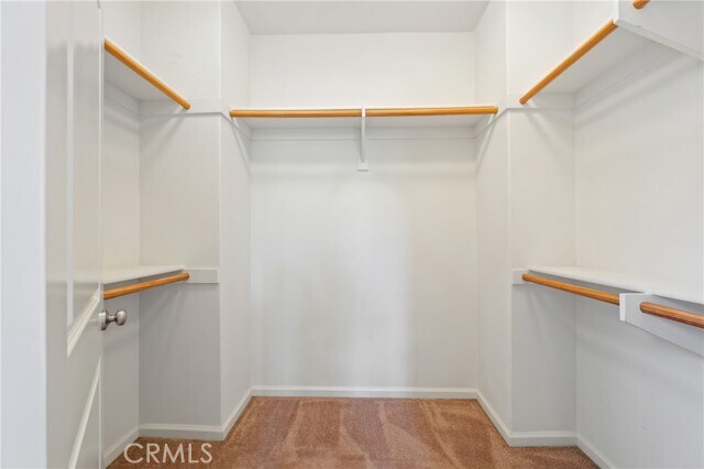 Building Photo - 75 Emerald Clover