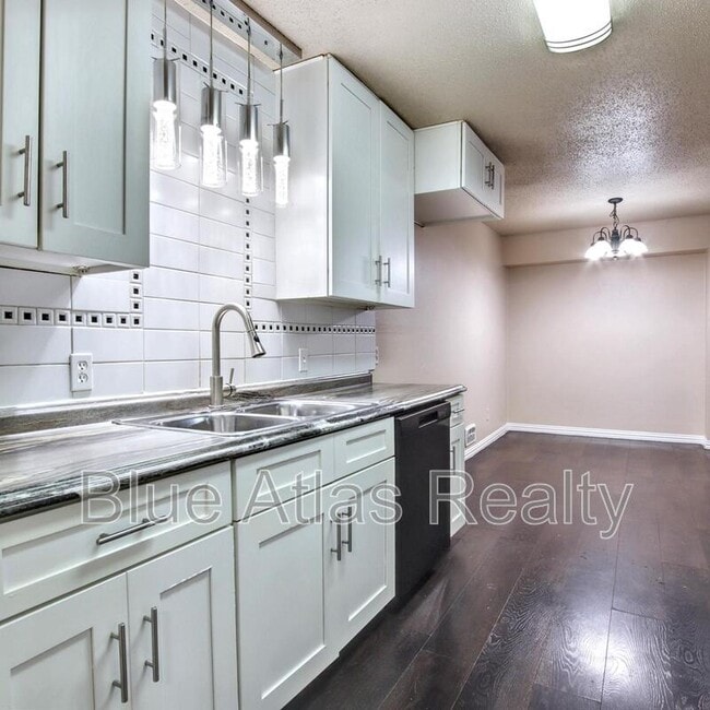 Building Photo - 9914 Brockbank Dr