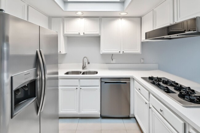 Building Photo - Charming 3 bedroom, 2 bathroom home in Hun...