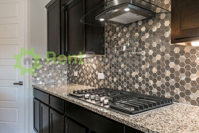 Building Photo - CALL US TODAY AT (505) 808-6467 TO SCHEDUL...