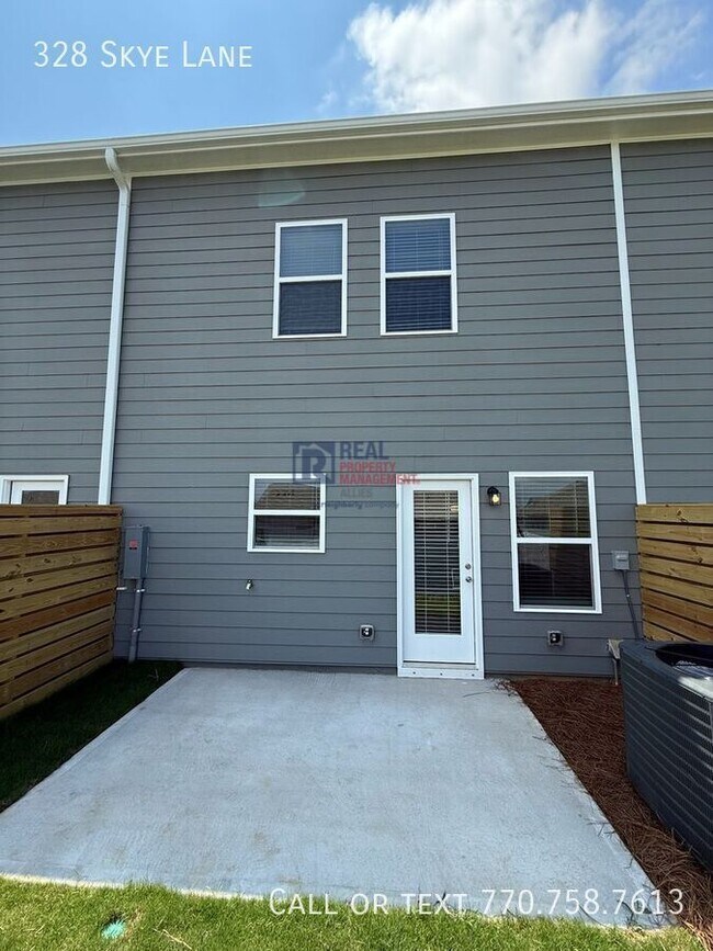 Building Photo - 328 Skye Ln