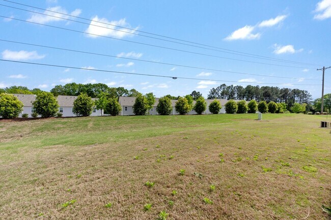 Building Photo - 1615 Chelmsford Ct