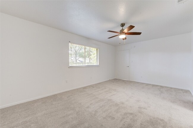Building Photo - 22323 Indian Ridge Dr