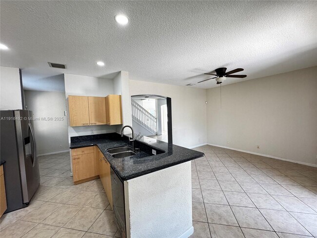 Building Photo - 1007 Bamboo Ln