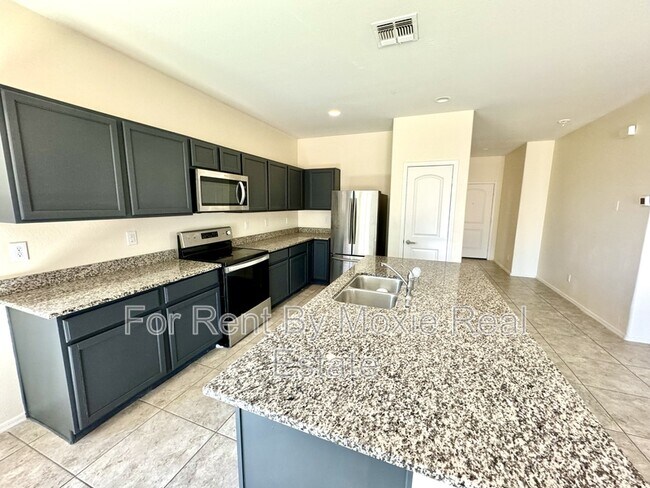 Building Photo - 2421 E San Borja Trail