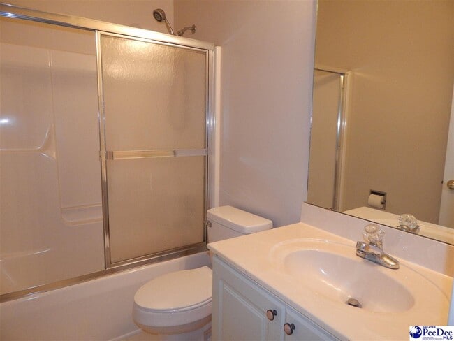 Building Photo - 2109 Elderberry Dr