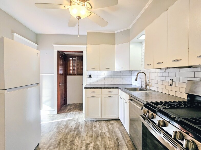 Building Photo - 324 S Broad St