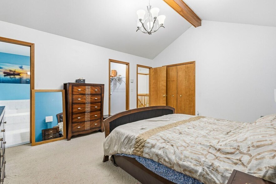 Building Photo - 53428 Gregory Dr