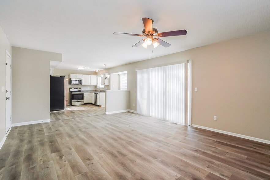 Building Photo - 5305 Frisco Dr