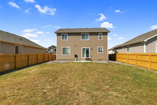 Building Photo - 6055 Meadowbank Ln