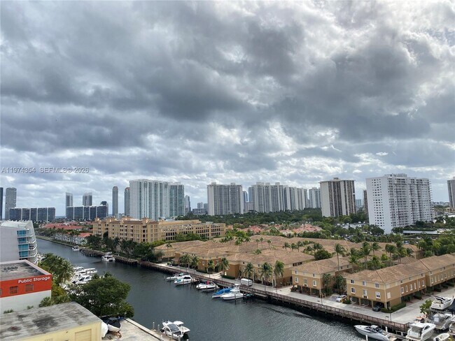 Building Photo - 18800 NE 29th Ave