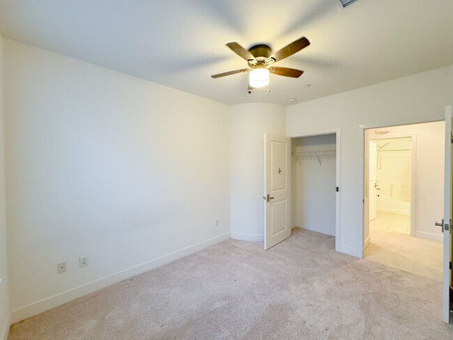 Building Photo - Beautiful 2bd 2bath Luxury Apartment in Torrance